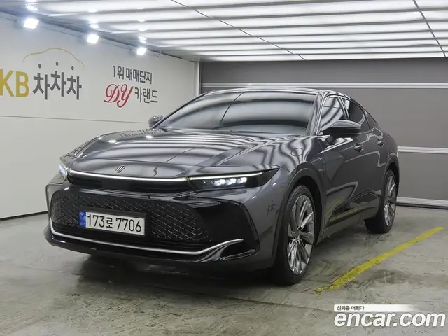 Toyota Crown, 2024, 29 108 км