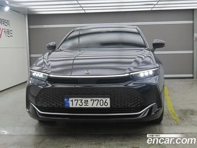 Toyota Crown 2024 2.5 автомат (гидро), миниатюра 2