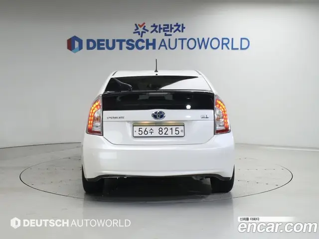 Toyota Prius 2012 1.8 автомат (гидро), миниатюра 4