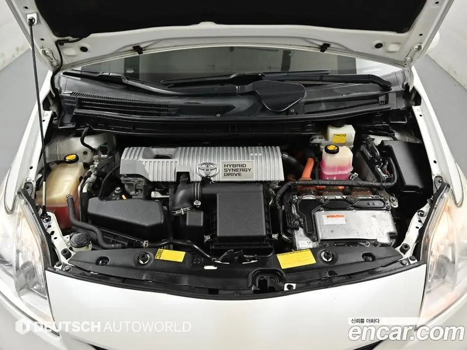 Toyota Prius 2012 1.8 автомат (гидро), фото 6