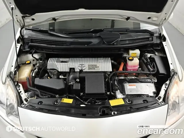 Toyota Prius 2012 1.8 автомат (гидро), миниатюра 6