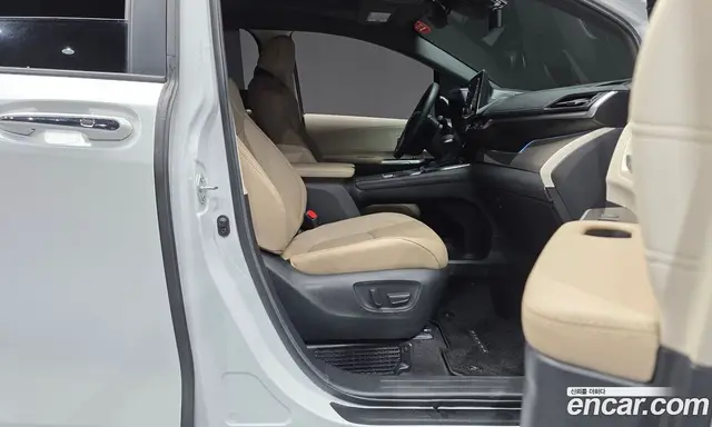 Toyota Sienna 2023 2.5 автомат (гидро), миниатюра 11