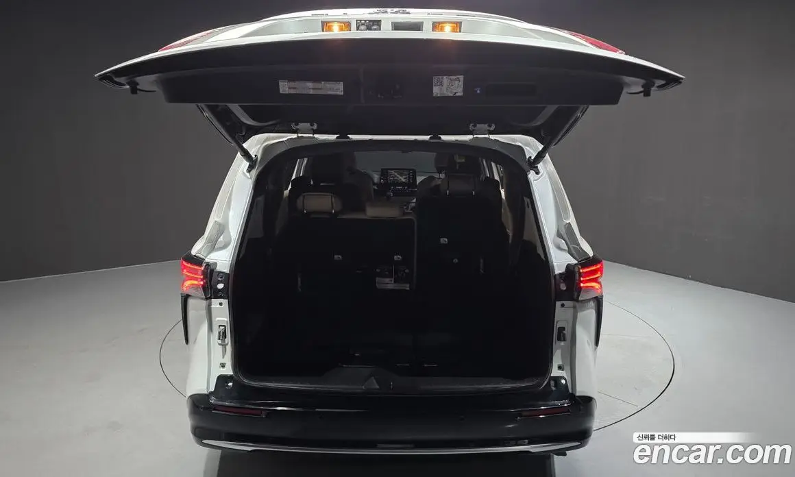 Toyota Sienna 2023 2.5 автомат (гидро), фото 20