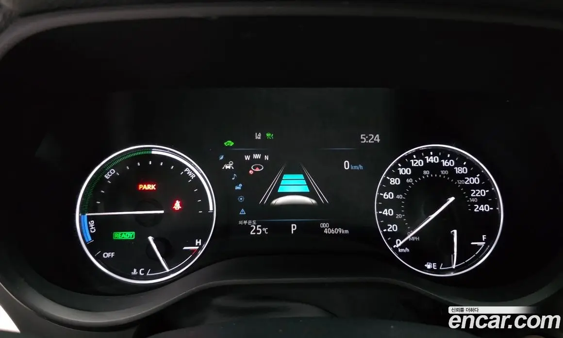 Toyota Sienna 2023 2.5 автомат (гидро), фото 8