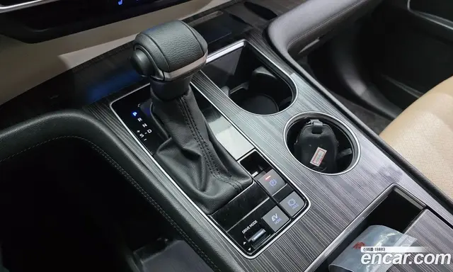 Toyota Sienna 2023 2.5 автомат (гидро), миниатюра 9