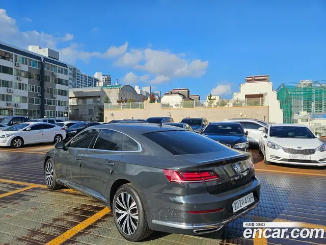 Volkswagen Arteon 2019 2.0 автомат (гидро), миниатюра 6