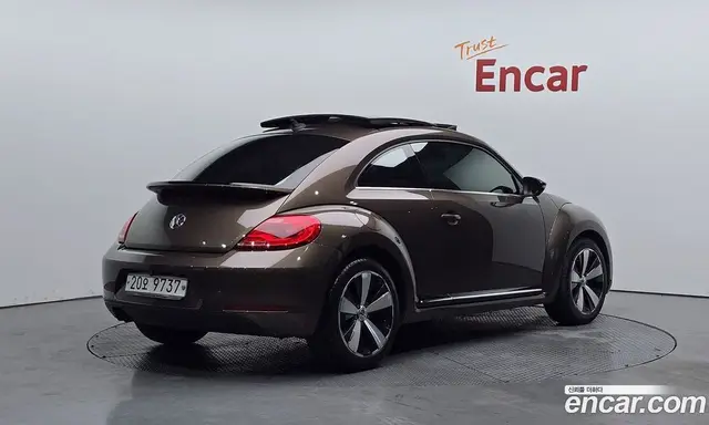 Volkswagen Beatle 2014 2.0 автомат (гидро), миниатюра 2