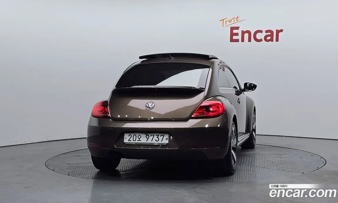 Volkswagen Beatle 2014 2.0 автомат (гидро), фото 4