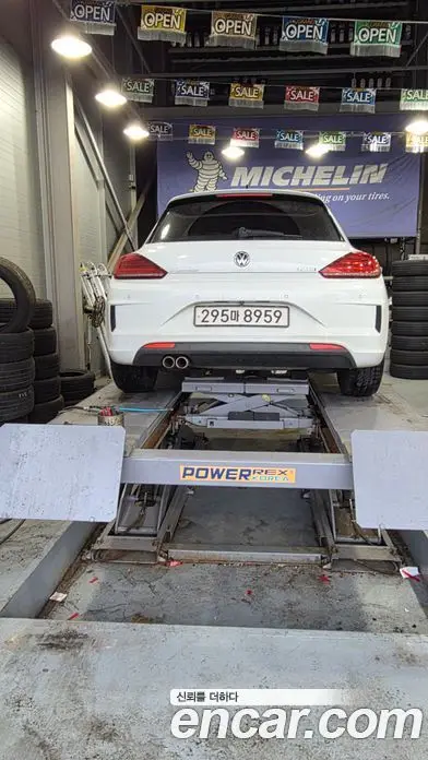 Volkswagen Scirocco 2015 2.0 автомат (гидро), миниатюра 4