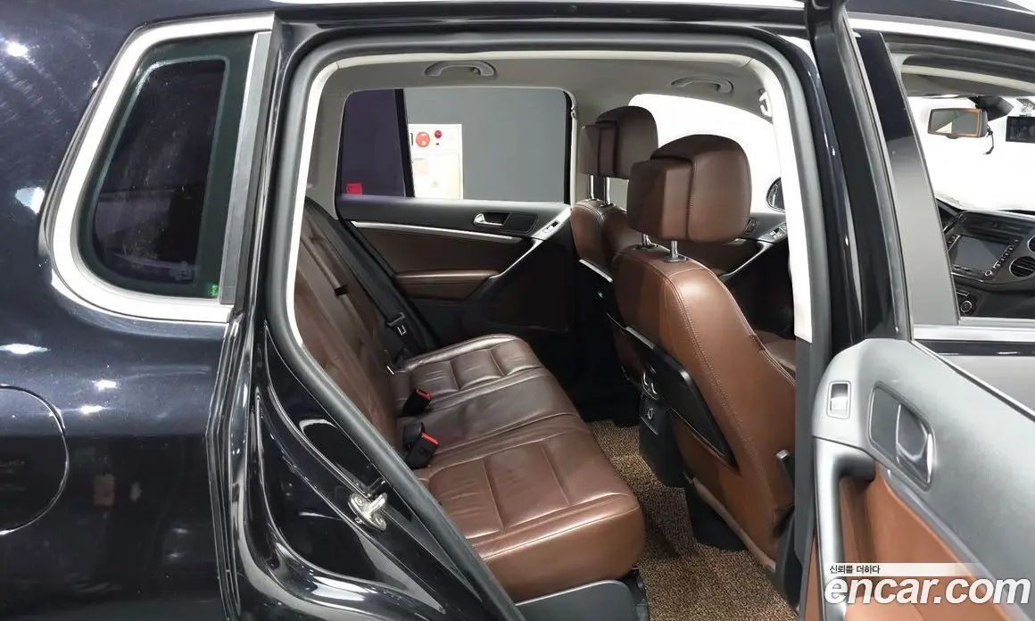 Volkswagen Tiguan 2014 2.0 автомат (гидро), фото 12