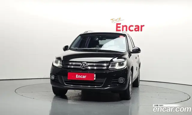 Volkswagen Tiguan 2014 2.0 автомат (гидро), миниатюра 3