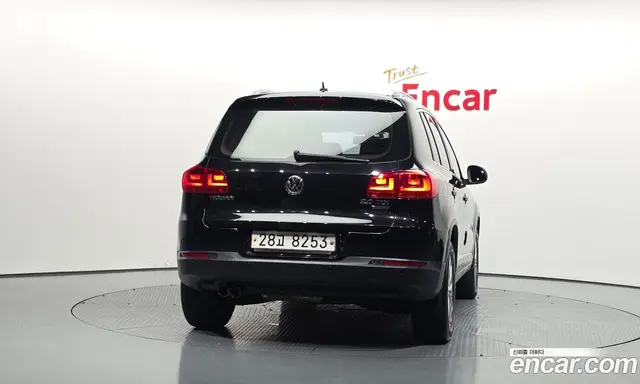 Volkswagen Tiguan 2014 2.0 автомат (гидро), миниатюра 4