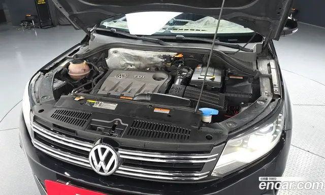 Volkswagen Tiguan 2014 2.0 автомат (гидро), миниатюра 6