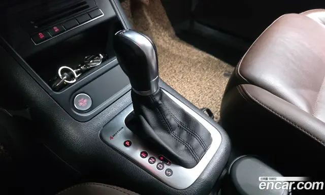 Volkswagen Tiguan 2014 2.0 автомат (гидро), миниатюра 9