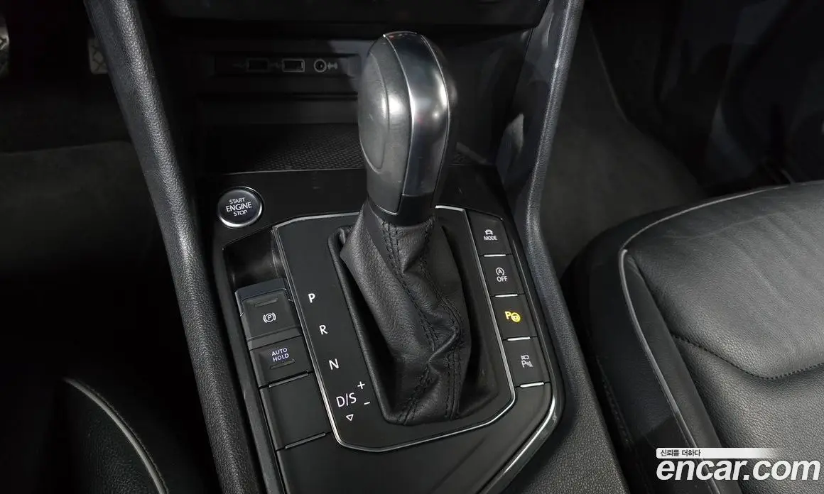 Volkswagen Tiguan 2019 2.0 автомат (гидро), фото 12