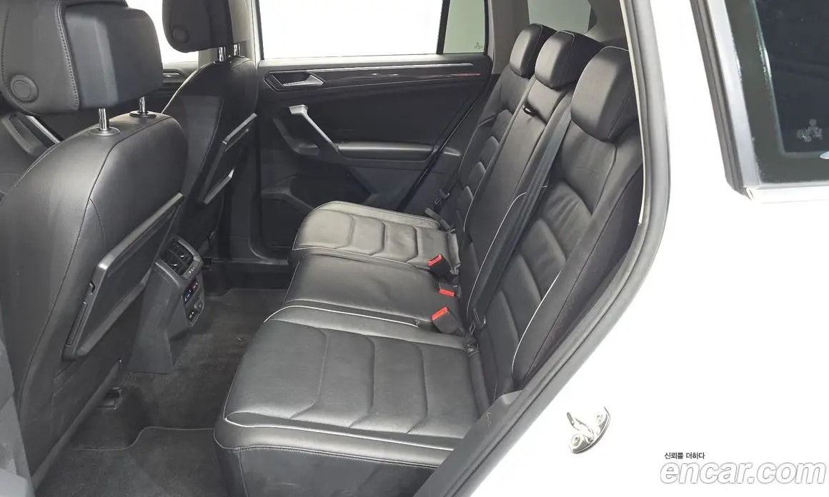 Volkswagen Tiguan 2019 2.0 автомат (гидро), фото 17