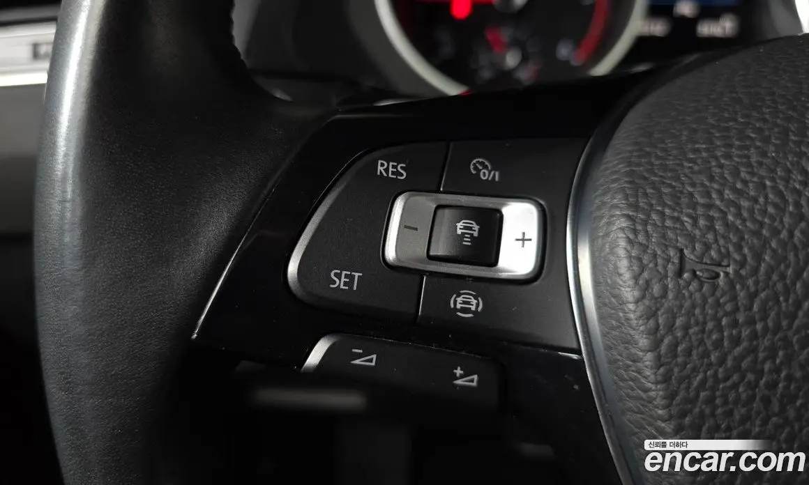 Volkswagen Tiguan 2019 2.0 автомат (гидро), фото 21