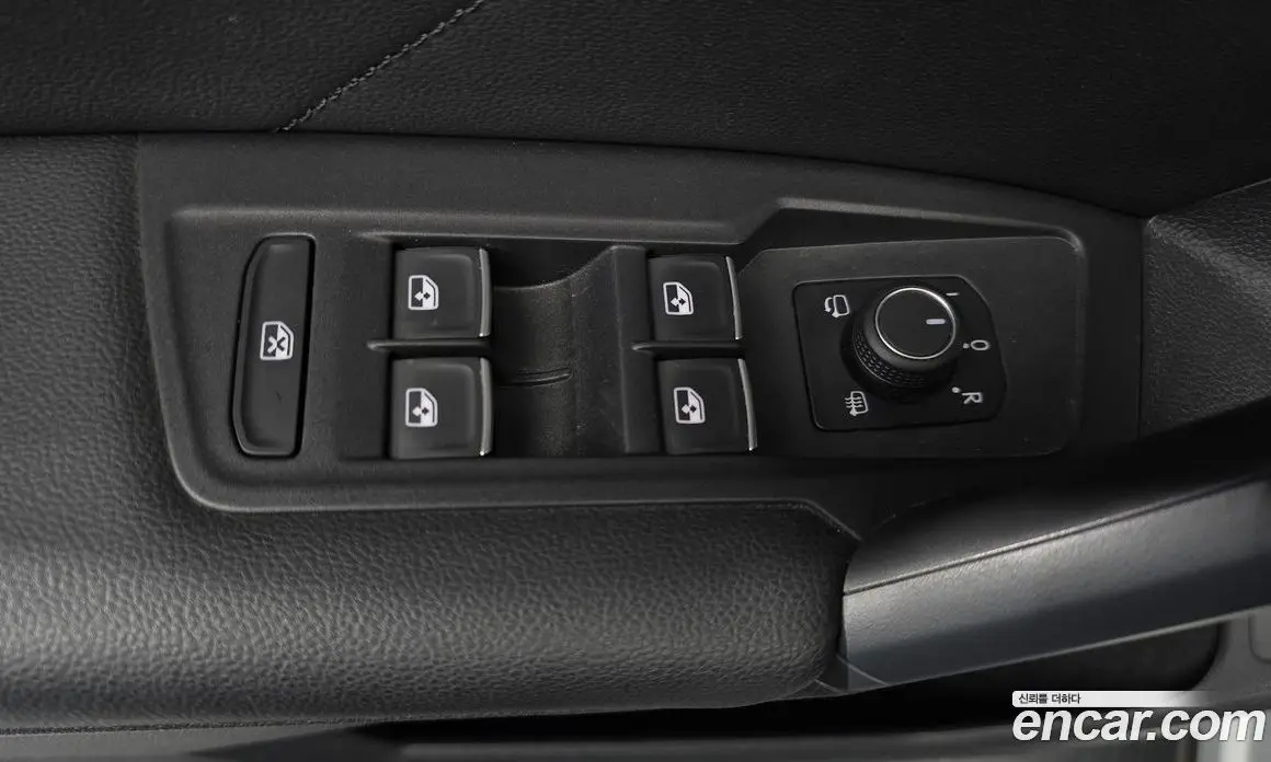 Volkswagen Tiguan 2019 2.0 автомат (гидро), фото 27