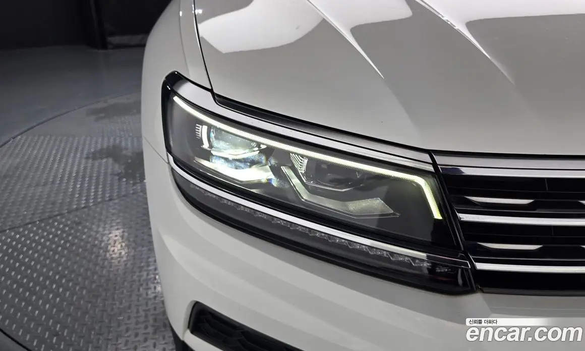 Volkswagen Tiguan 2019 2.0 автомат (гидро), фото 8