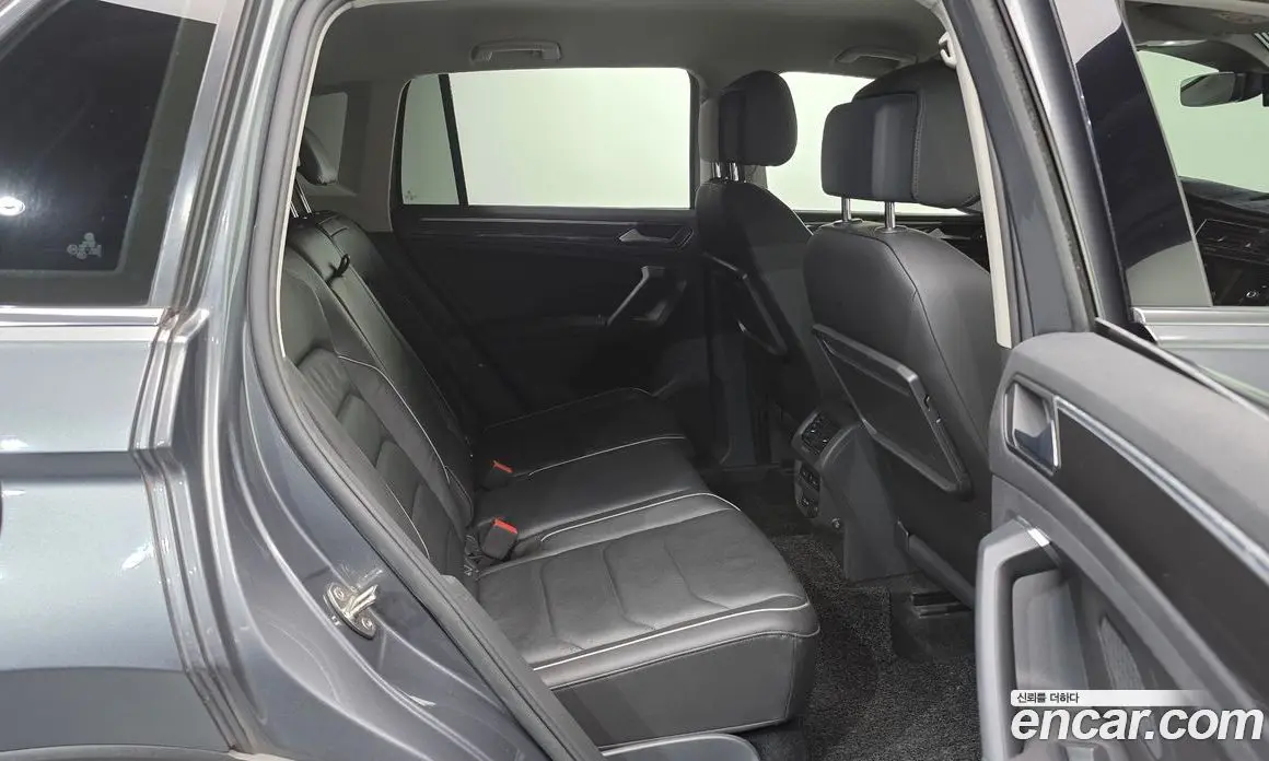 Volkswagen Tiguan 2020 2.0 автомат (гидро), фото 11