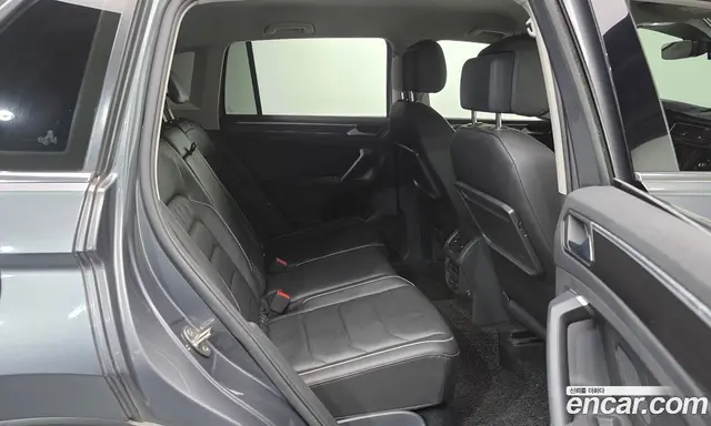Volkswagen Tiguan 2020 2.0 автомат (гидро), миниатюра 11