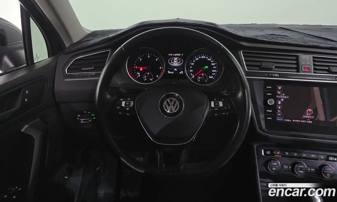 Volkswagen Tiguan 2020 2.0 автомат (гидро), фото 13