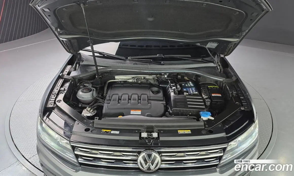Volkswagen Tiguan 2020 2.0 автомат (гидро), фото 6