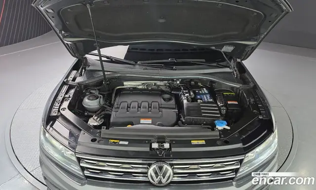 Volkswagen Tiguan 2020 2.0 автомат (гидро), миниатюра 6