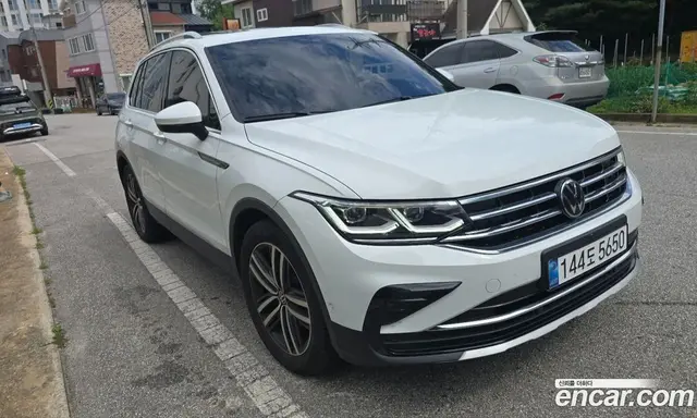 Volkswagen Tiguan 2024 2.0 автомат (гидро), миниатюра 1
