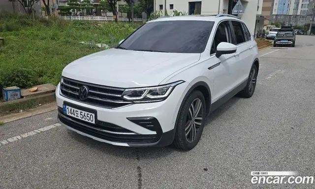 Volkswagen Tiguan 2024 2.0 автомат (гидро), миниатюра 2