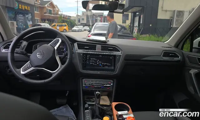 Volkswagen Tiguan 2024 2.0 автомат (гидро), миниатюра 8