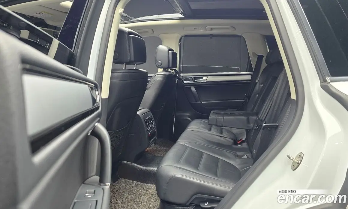 Volkswagen Touareg 2016 3.0 автомат (гидро), фото 17
