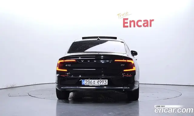 Volvo S90 2022 2.0 автомат (гидро), миниатюра 3