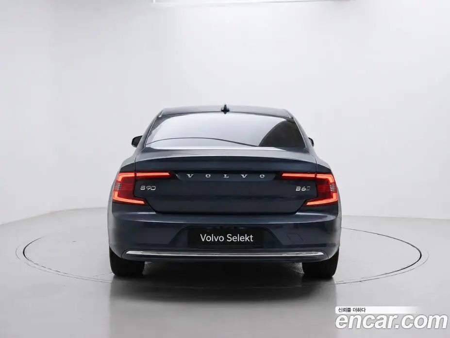 Volvo S90 2022 2.0 автомат (гидро), фото 4