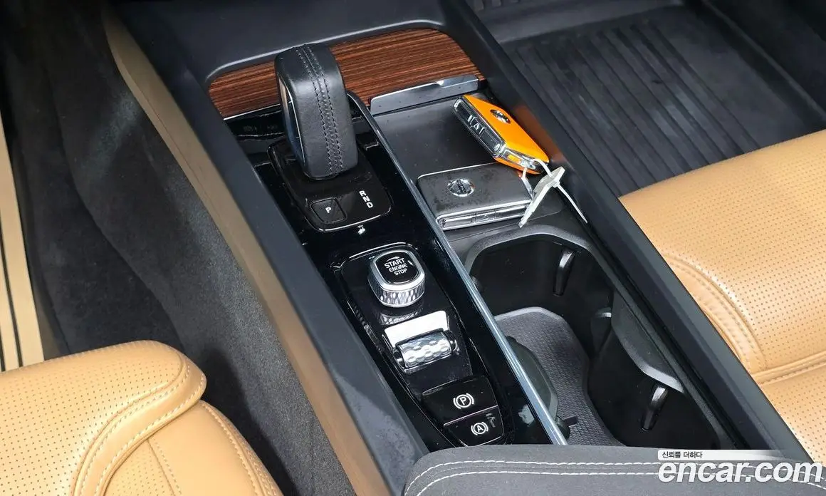Volvo V60 2020 2.0 автомат (гидро), фото 12