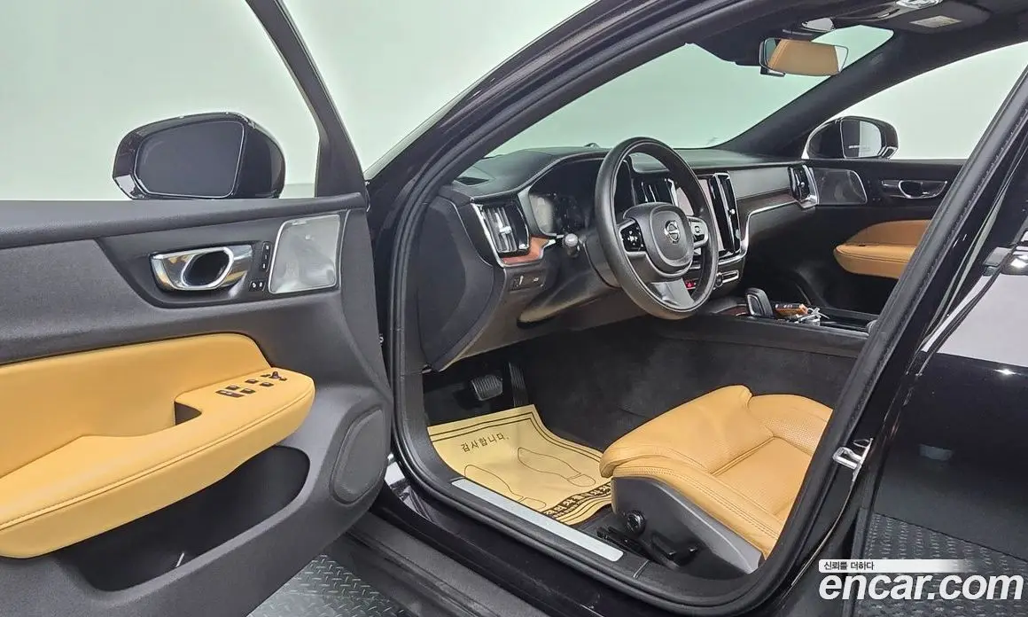 Volvo V60 2020 2.0 автомат (гидро), фото 13