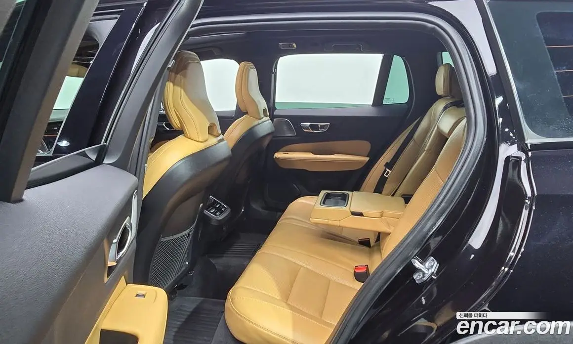 Volvo V60 2020 2.0 автомат (гидро), фото 17