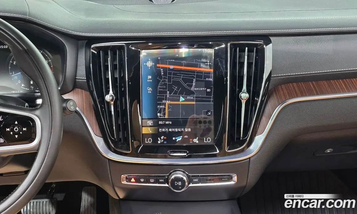 Volvo V60 2020 2.0 автомат (гидро), фото 24