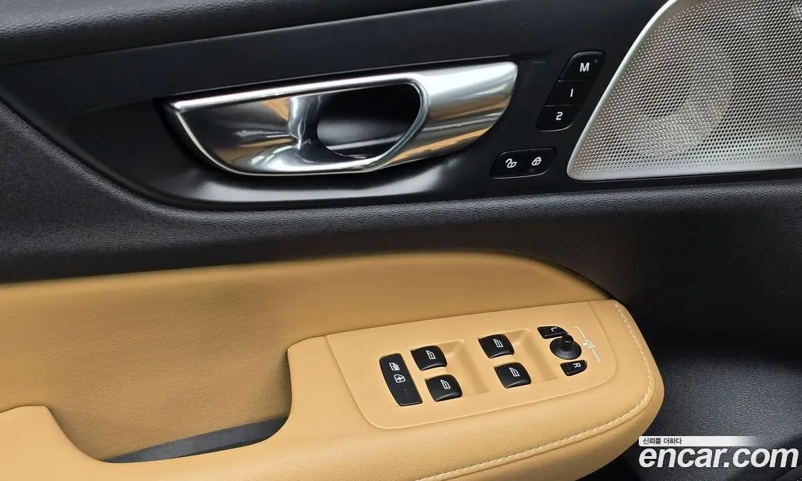 Volvo V60 2020 2.0 автомат (гидро), фото 25