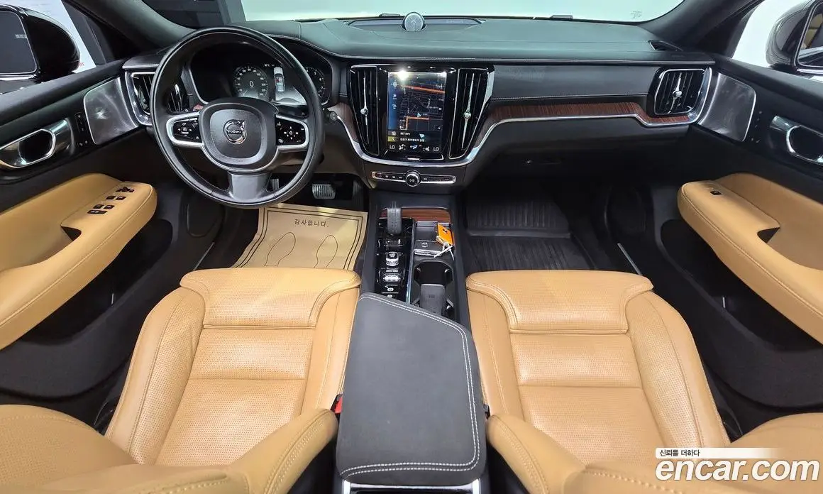 Volvo V60 2020 2.0 автомат (гидро), фото 10