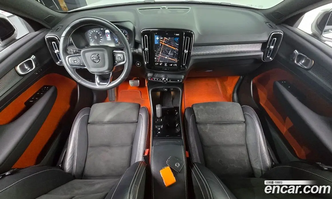 Volvo XC40 2021 2.0 автомат (гидро), фото 10