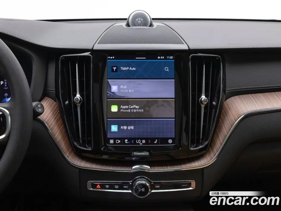 Volvo XC60 2024 2.0 автомат (гидро), фото 15