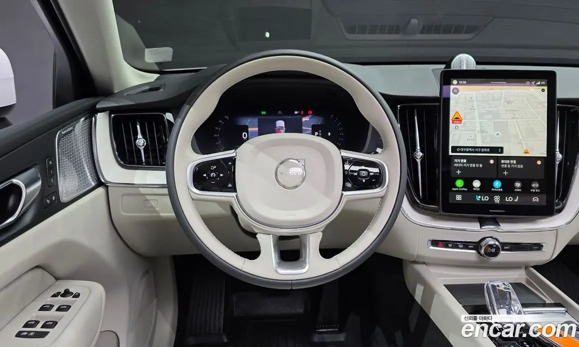 Volvo XC60 2025 2.0 автомат (гидро), фото 19