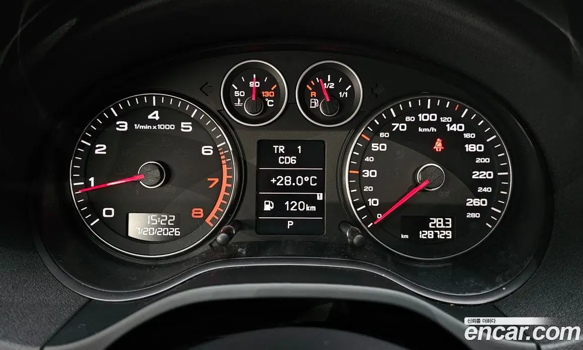 Audi A3 2010 2.0 автомат (гидро), фото 8
