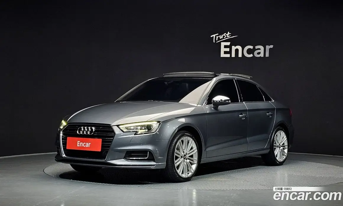 Audi A3 2018 2.0 автомат (гидро), фото 1