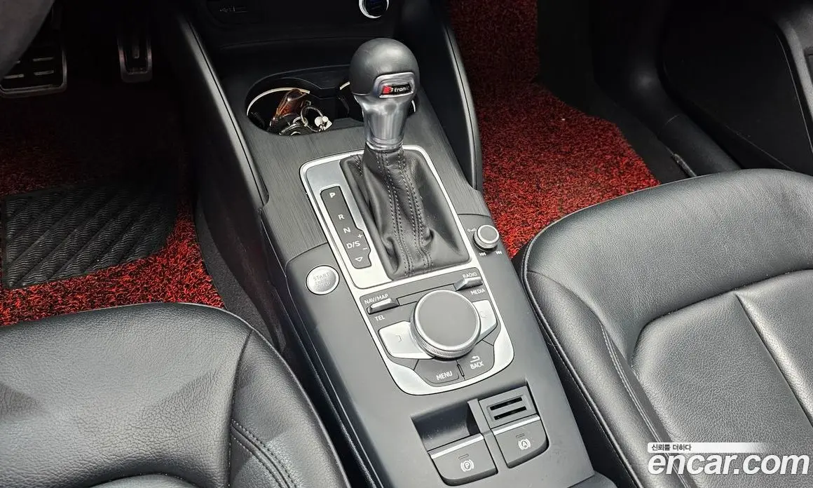 Audi A3 2018 2.0 автомат (гидро), фото 9