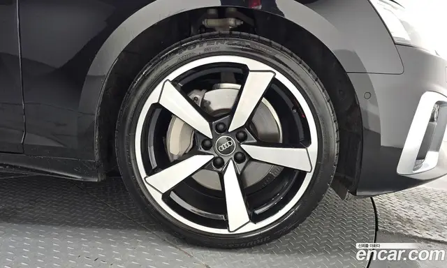 Audi A5 2023 2.0 автомат (гидро), миниатюра 7