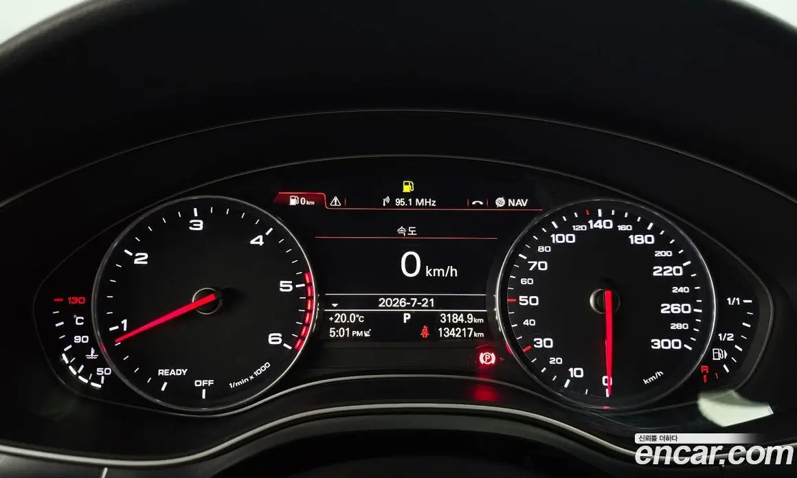 Audi A6 2018 2.0 автомат (гидро), фото 8