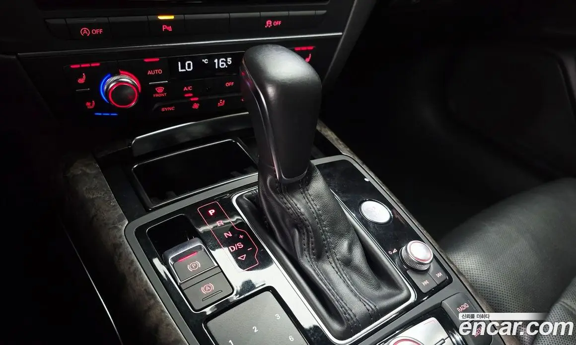 Audi A6 2018 2.0 автомат (гидро), фото 9
