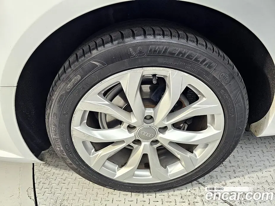 Audi A6 2018 2.0 автомат (гидро), фото 5